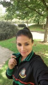 Top 10 beautiful female cricket players 