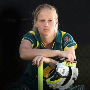 Top 10 beautiful female cricket players 